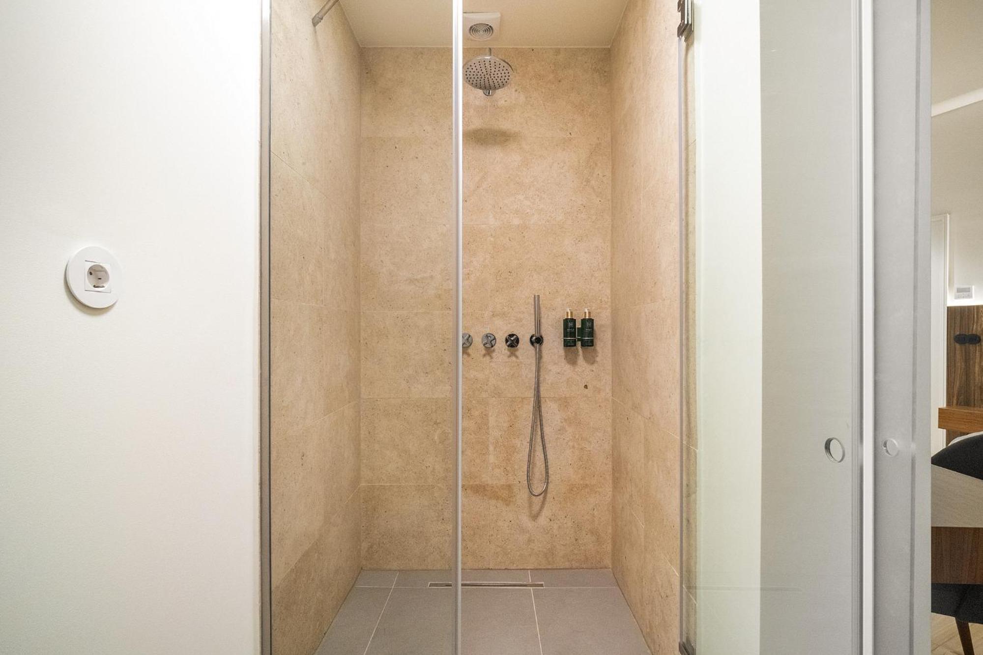Whome A Rare Find In Lisbon's Prime Location! Appartement