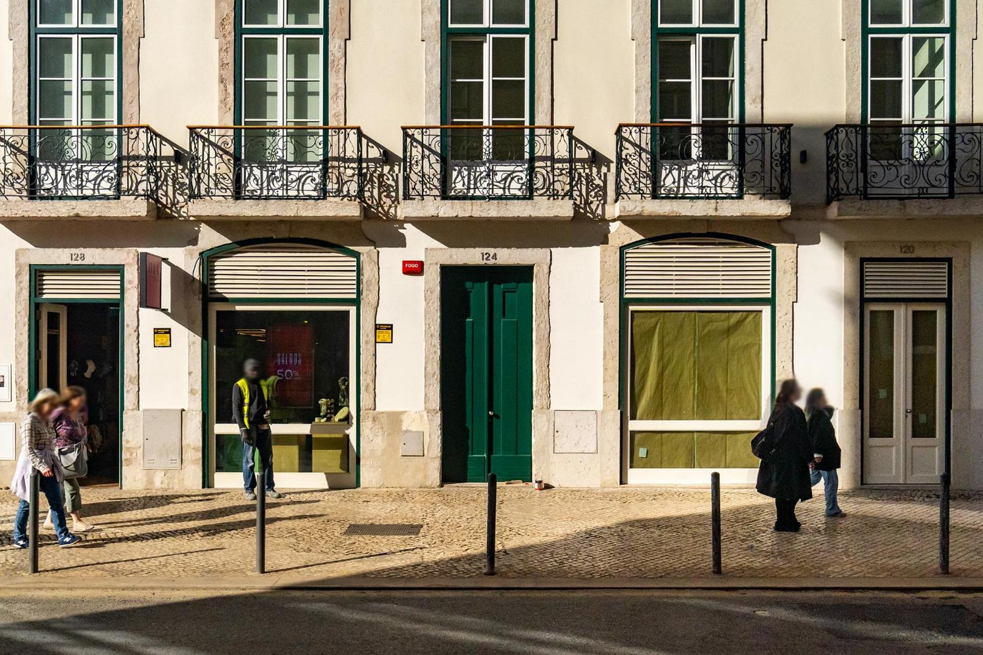 Appartement Whome A Rare Find In Lisbon's Prime Location! *