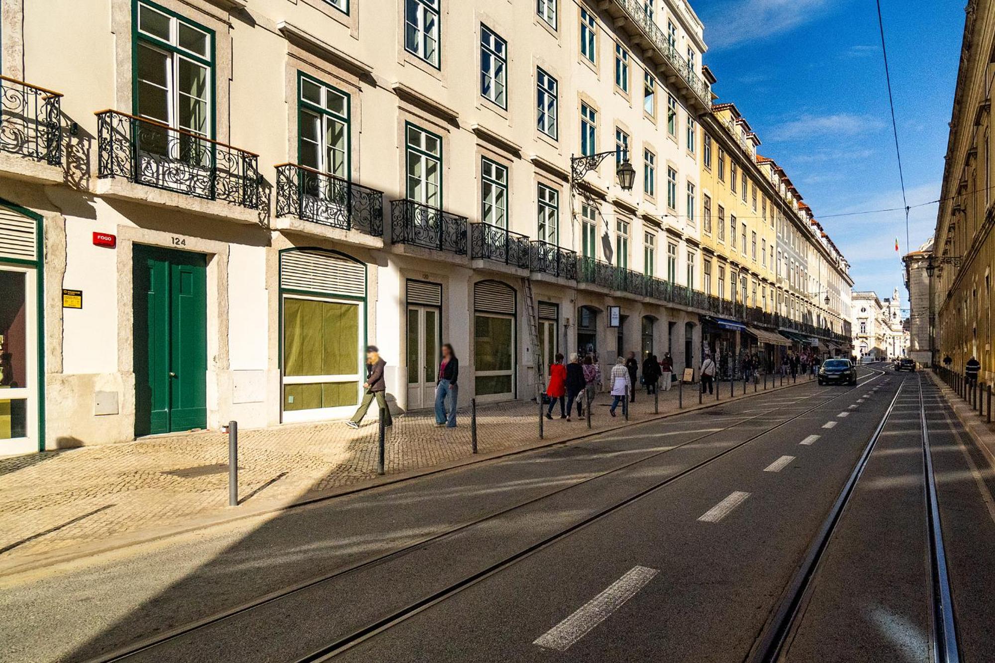 Whome A Rare Find In Lisbon's Prime Location! * Lissabon